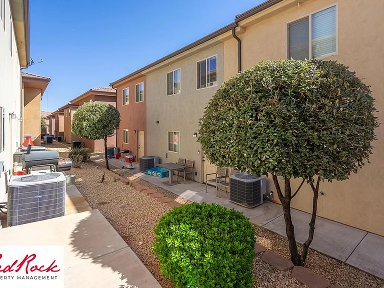 2801 E 450 N #365 — Photo 57
