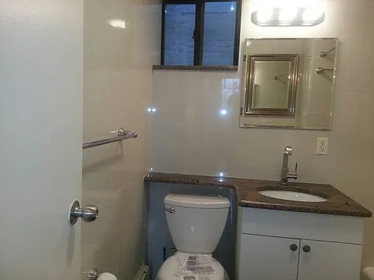 Rented by Rapid Realty Cobble Hill | media 5