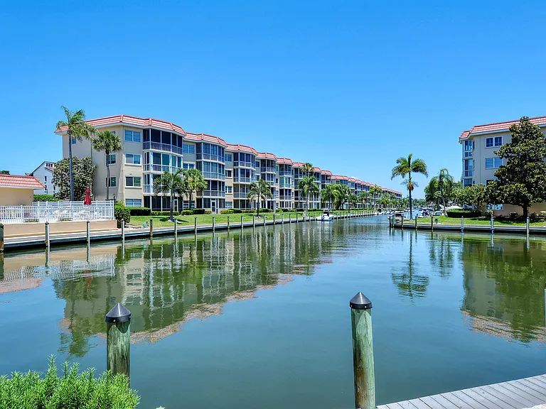 1215 S Portofino Dr #308 — Photo 39