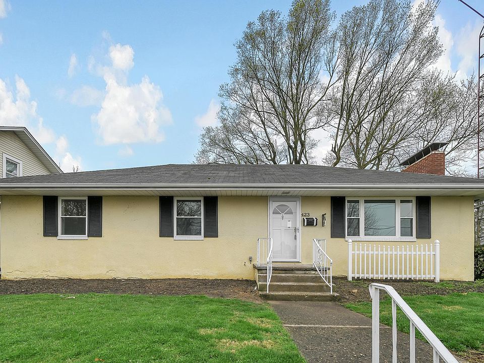 1st image of 423 Cedarcrest Ave