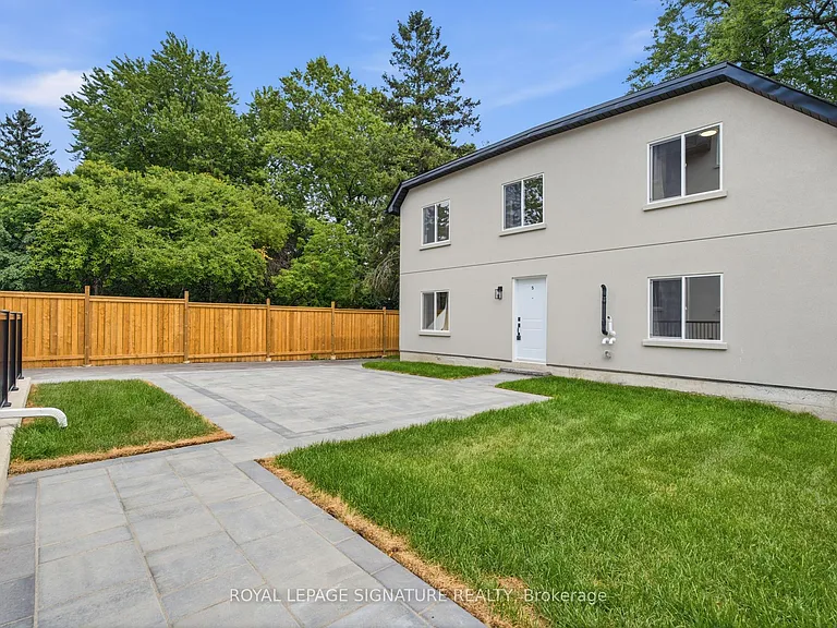 53 Bishop Ave #1A — Photo 21
