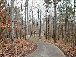 3rd image of 515 Deer Run Way