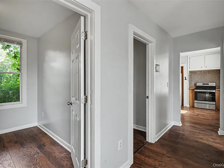 39 Spruce St — Photo 36