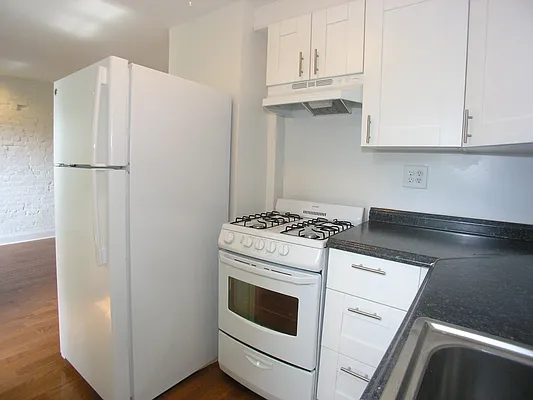 Rented by Townsley & Gay, LLC | media 13