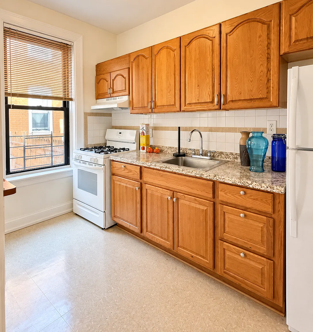 1457 White Plains Rd — Photo 3