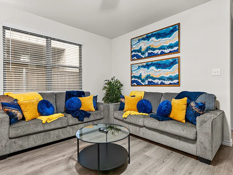 2304 Rosaline Dr — Photo 26