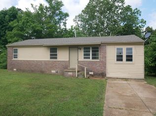 5057 Gill Rd, Memphis, TN 38109