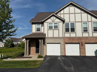 260 Rosehall Dr UNIT 240, Lake Zurich, IL 60047