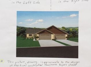 318 16th Fairway Cir, Viroqua, WI 54665