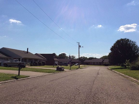 5th image of 108 Orange Dr