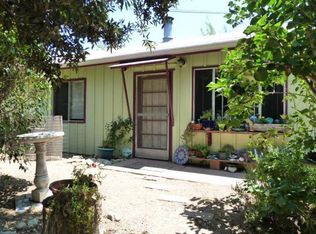 120 Riverside Rd, Oak View, CA 93022