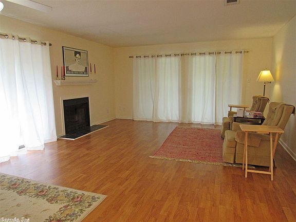 5th image of 500 Green Mountain Cir APT 2