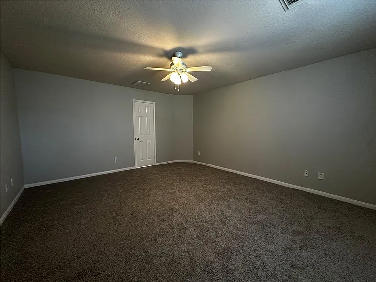 4919 Kasos Isle Dr — Photo 13