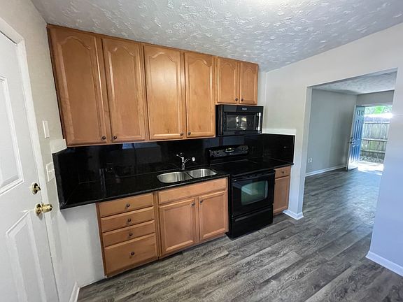 2nd image of 9410 N Brooks St APT A