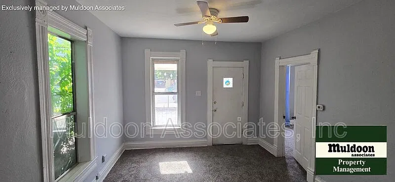 2 bed, 1.0 bath, 1054 sqft, $1,150 — Photo 2