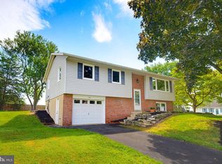 341 Primrose Ln, Mountville, PA 17554