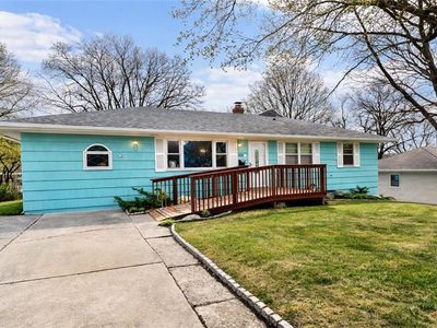 800 SW 17th St, Blue Springs, MO, 64015