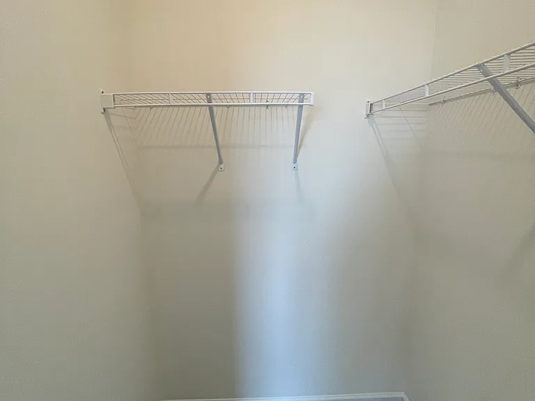 5760 Coulee Ln — Photo 24