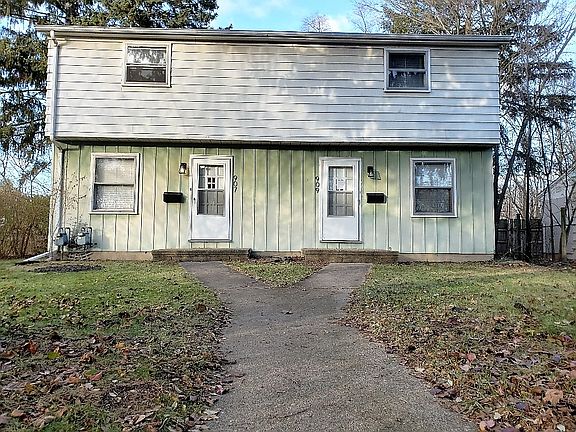 2nd image of 907 E Forest Ave #907