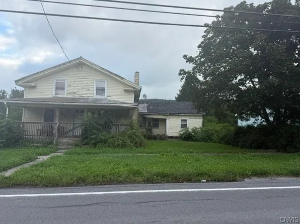 5300 West Rd, Munnsville, NY 13409