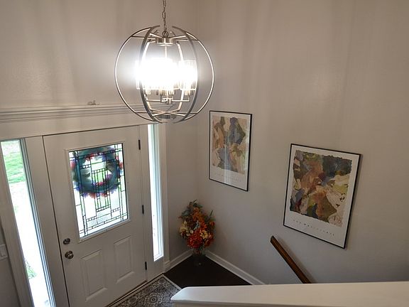 2nd image of 1206 Queens Rd