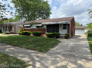 26362 Margareta, Redford, MI 48240