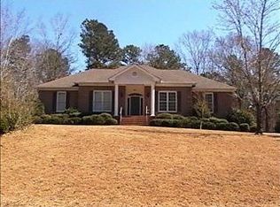 831 Annabrook Dr, Auburn, AL 36830