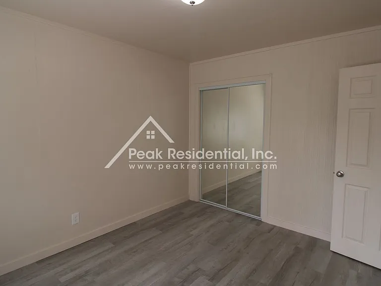 4801 Valletta Way — Photo 8