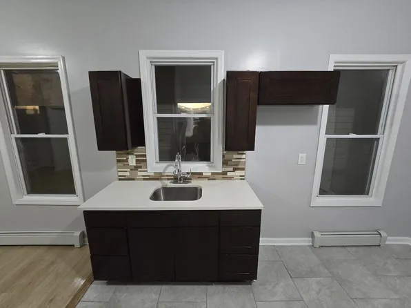 261 N 19th St Floor 1, East Orange, NJ 07017