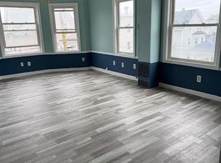 138 Coyle Ave, Pawtucket, RI 02861