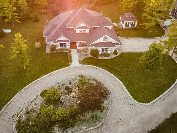 9004 W Meadow Rd, Baileys Harbor, WI 54202