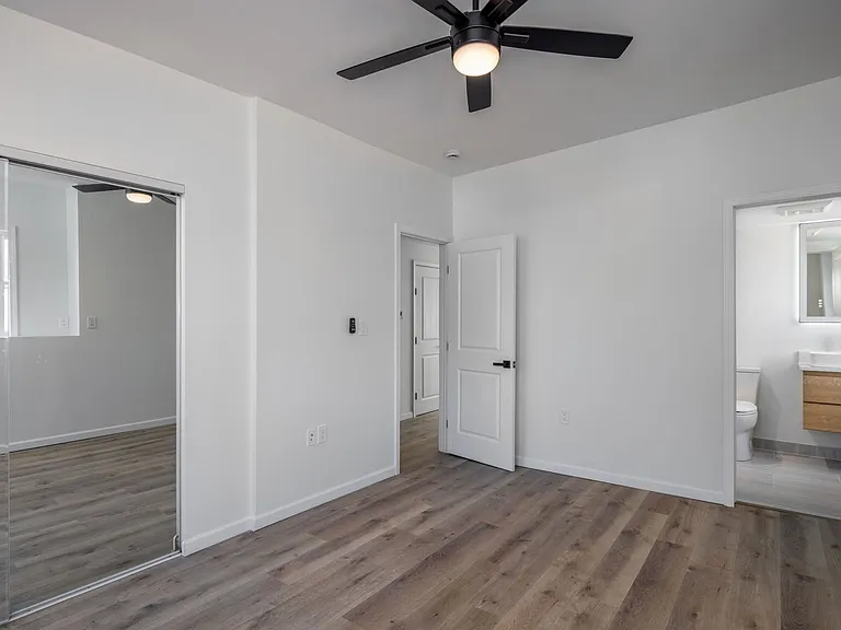 3250 Lorain Ave — Photo 13