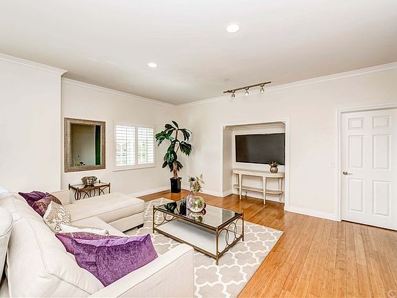 5th image of 722 S Oxford Ave APT 307