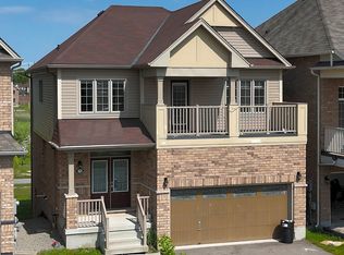 7742 Black Maple Dr, Niagara Falls, ON L2H0N7