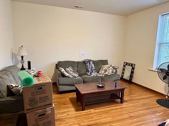 3rd image of 3733-3745 W Berteau Ave #3745-2