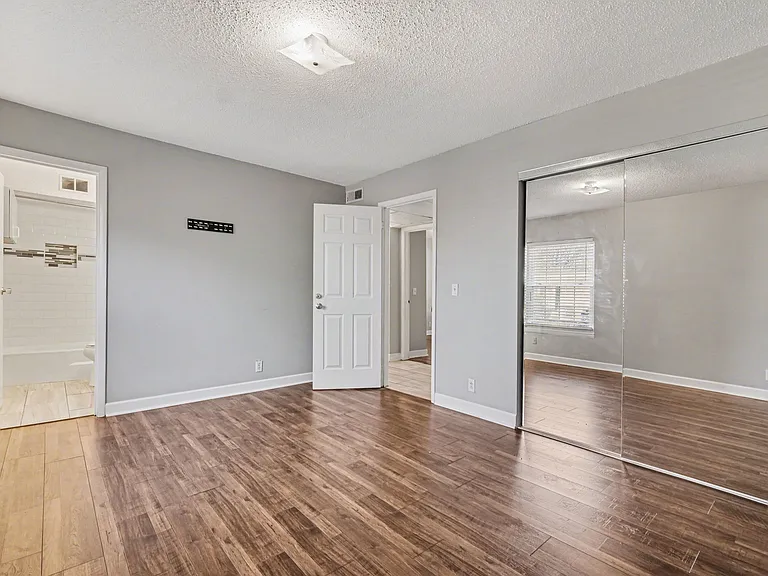 2624 Park Rd #E — Photo 8
