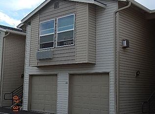15054 NW Central Dr APT 802, Portland, OR 97229