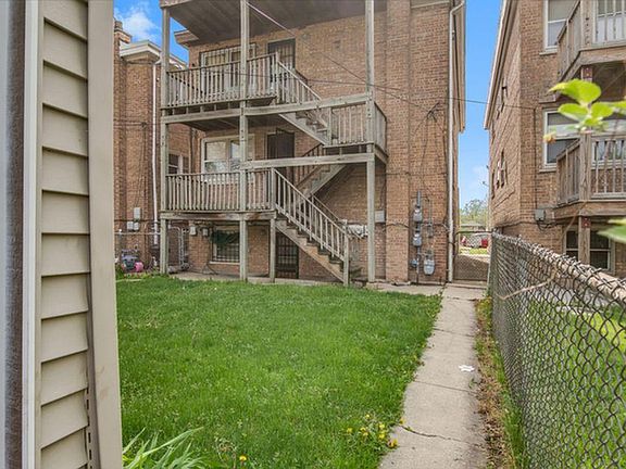 2nd image of 12537 Marshfield Ave #2
