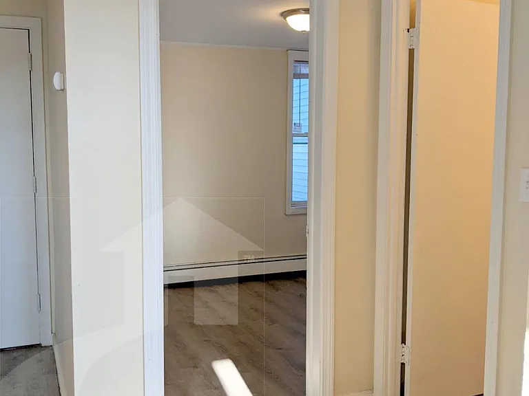 288 Prospect St #2 — Photo 8