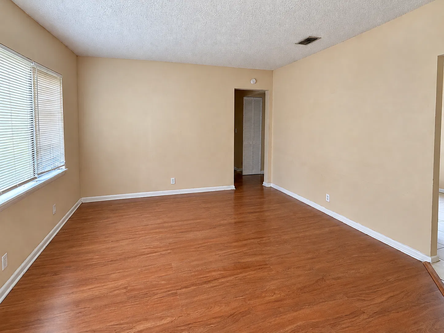 Accepting Section 8 — Photo 3