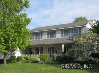 1703 Cloverdale Dr, Edwardsville, IL 62025