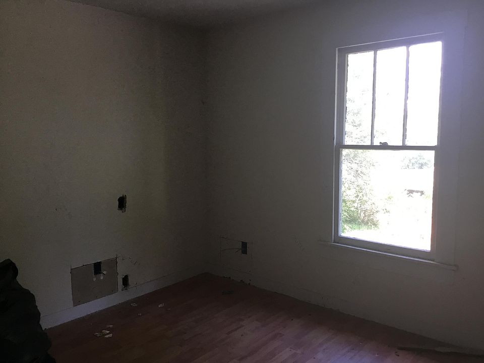 2nd image of 4315 Geyland Heights Rd