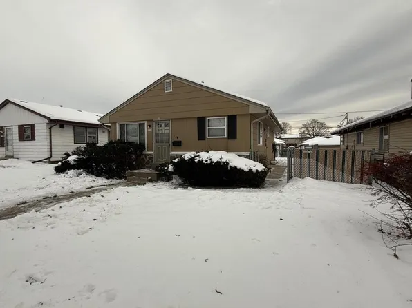5736 North 96th STREET, Milwaukee, WI 53225