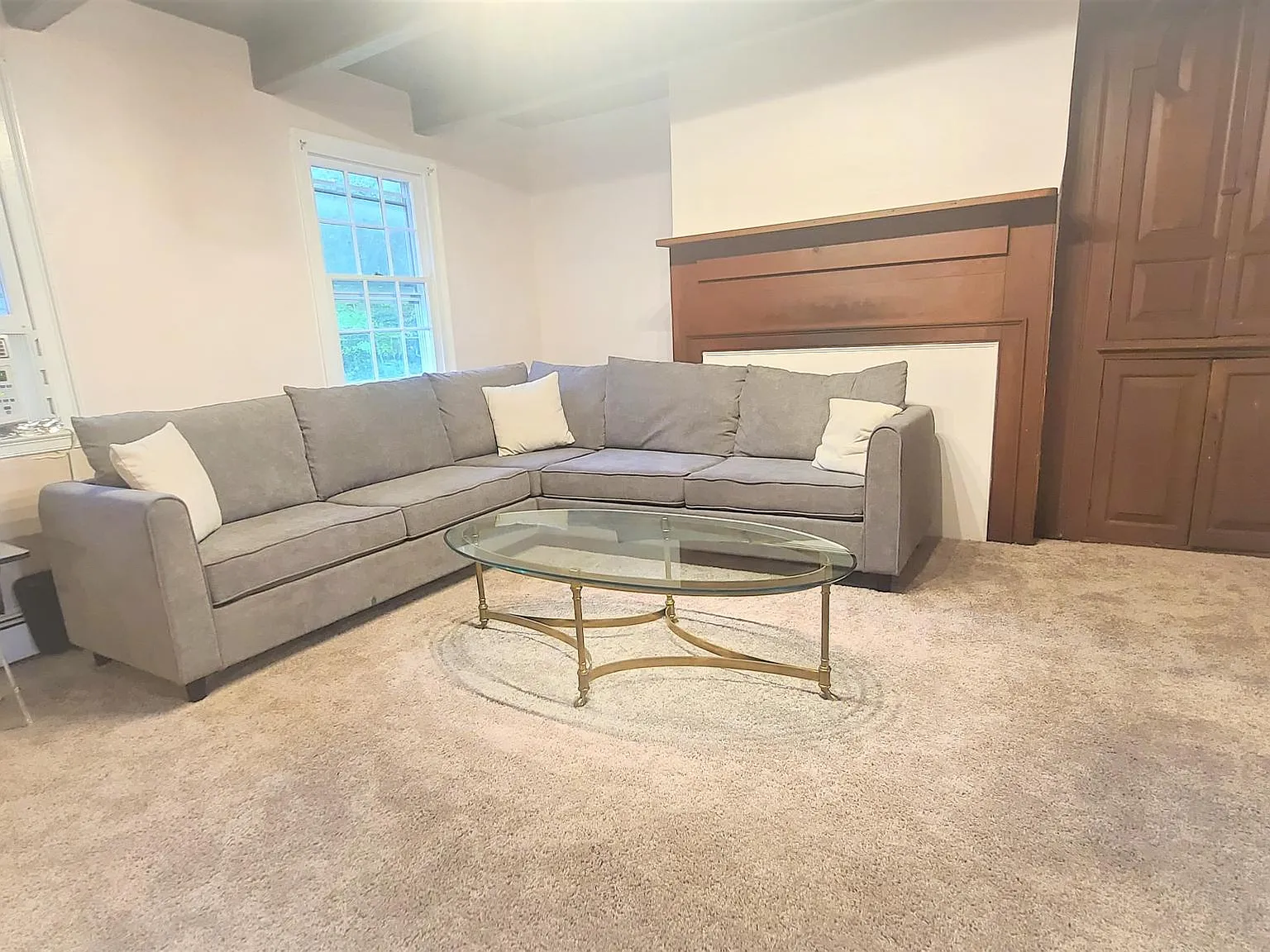4 bed, 1.5 bath, 2400 sqft, $2,175 — Photo 4
