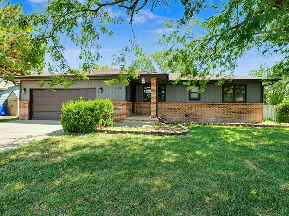 1114 Revere Dr, Salina, KS 67401