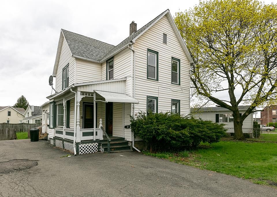 1st image of 251 Oakwood Ave