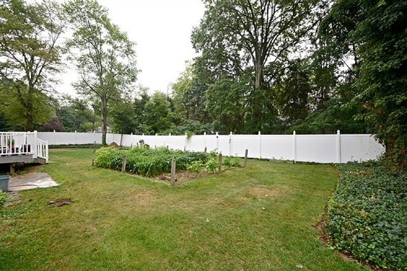 2nd image of 1 Estel Pl