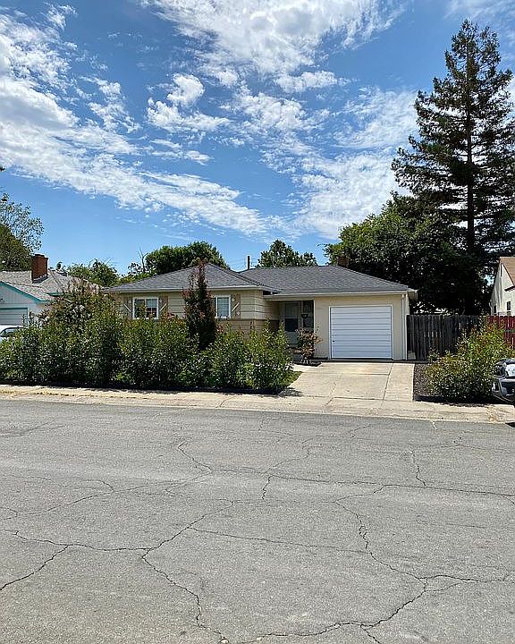 2nd image of 7220 Vandenberg Dr