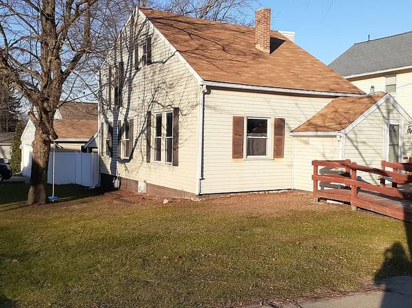 240 W Oak St, Wauseon, OH 43567