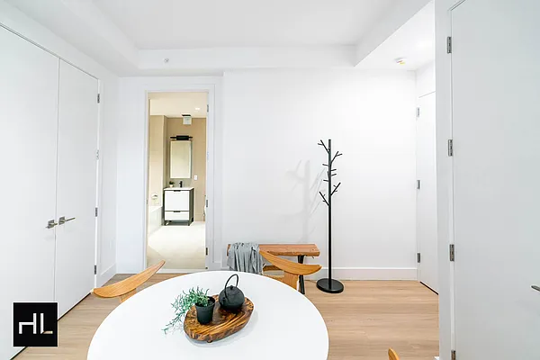 Rented by Highline Residential | media 14